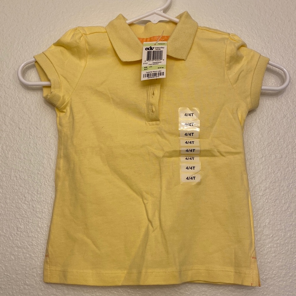 NWT Greendog top, size 4/4T, yellow